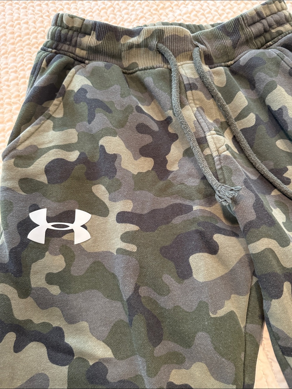 Under Armour Kids Camo Joggers in Green and Black